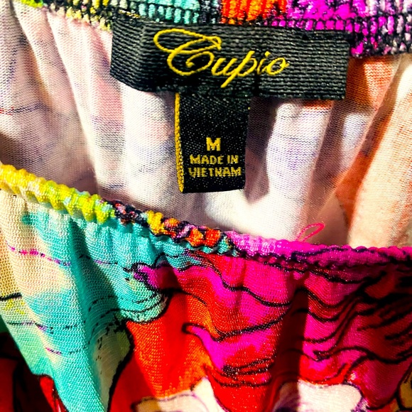 Bright Floral Blouse - Picture 3 of 3